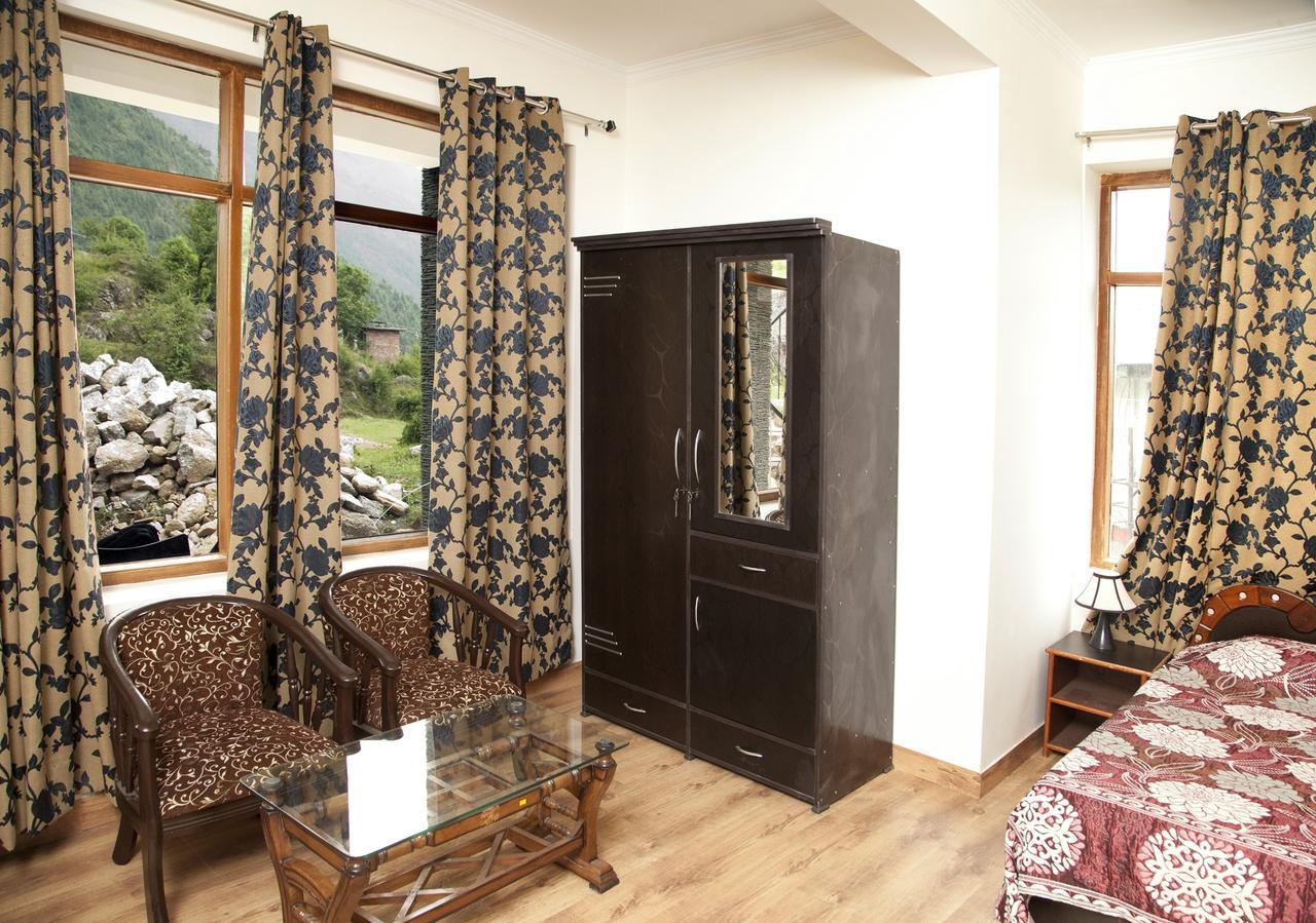 Hotel Shivalay Dharamshala Exteriör bild